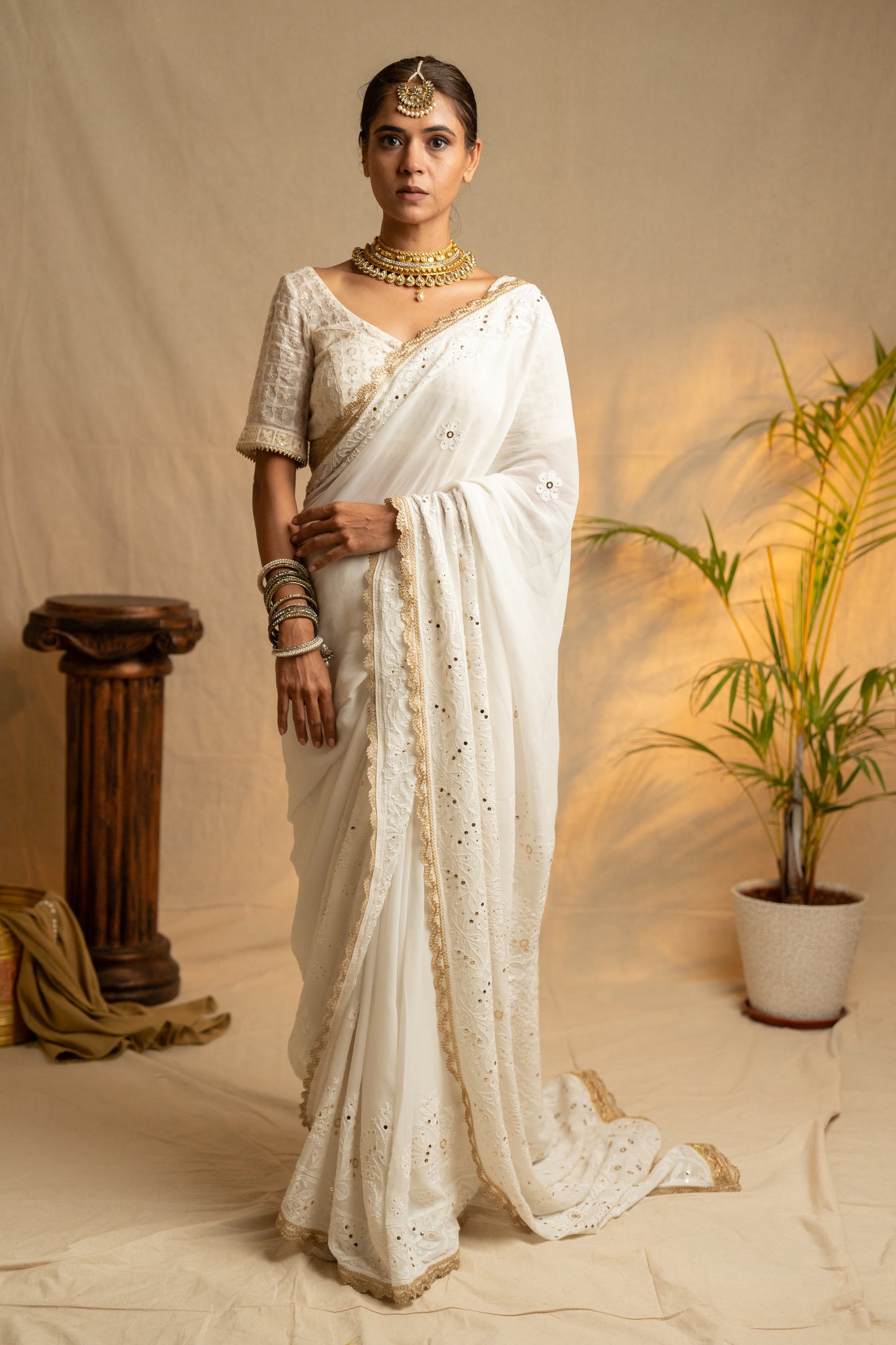 Roohani | White Viscose Georgette Chikankari Saree
