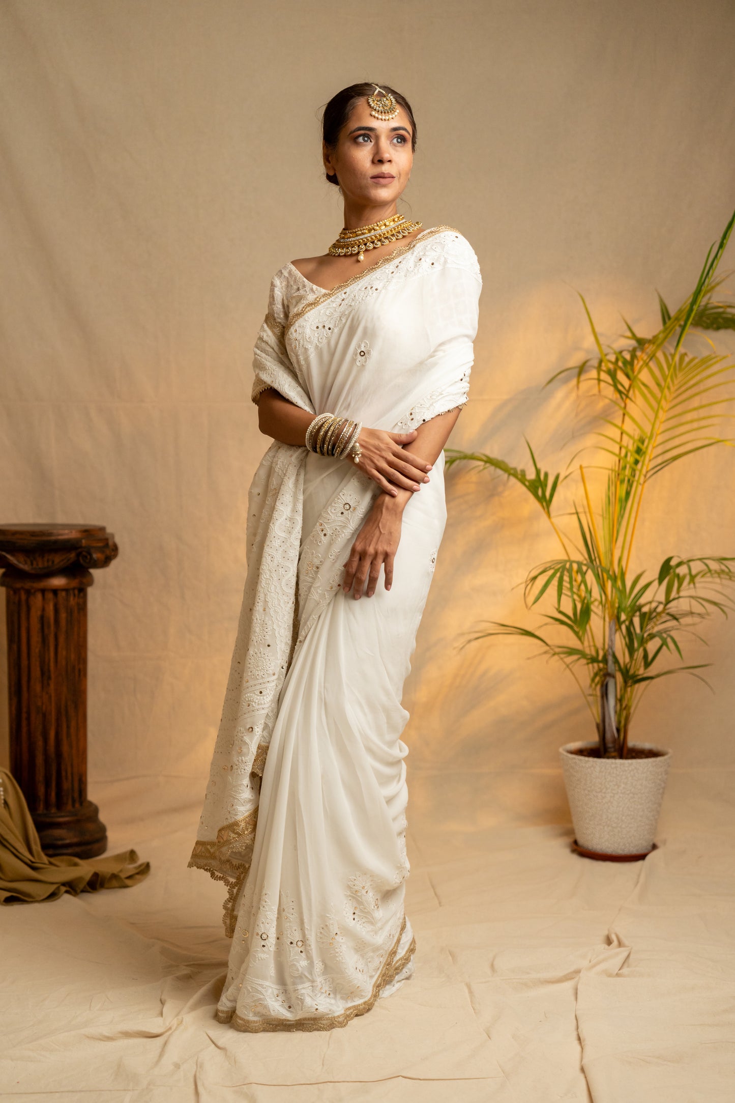 Roohani | White Viscose Georgette Chikankari Saree